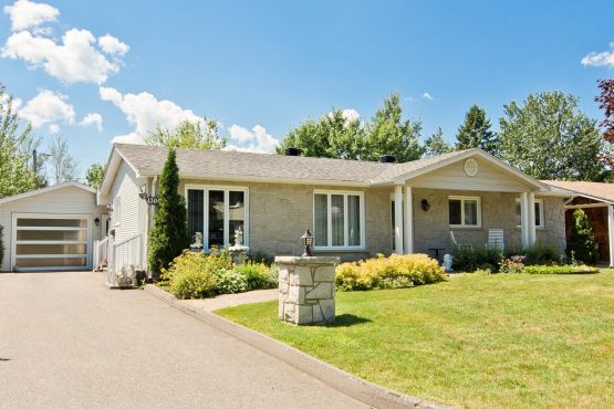 Maison à vendre - Sherbrooke Immobilier Estrie | Équipe Bérubé ... Maison à vendre - Sherbrooke Immobilier Estrie | Équipe Bérubé ...